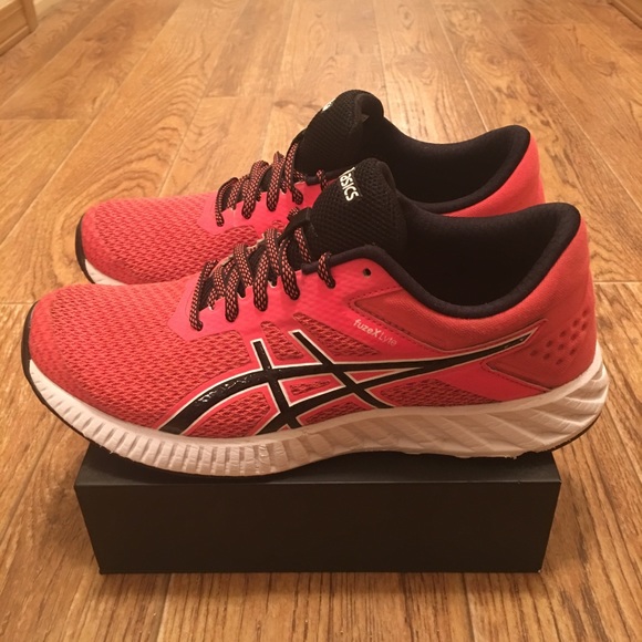 schoenen asics fuzex lyte schoenen asics fuzex lyte